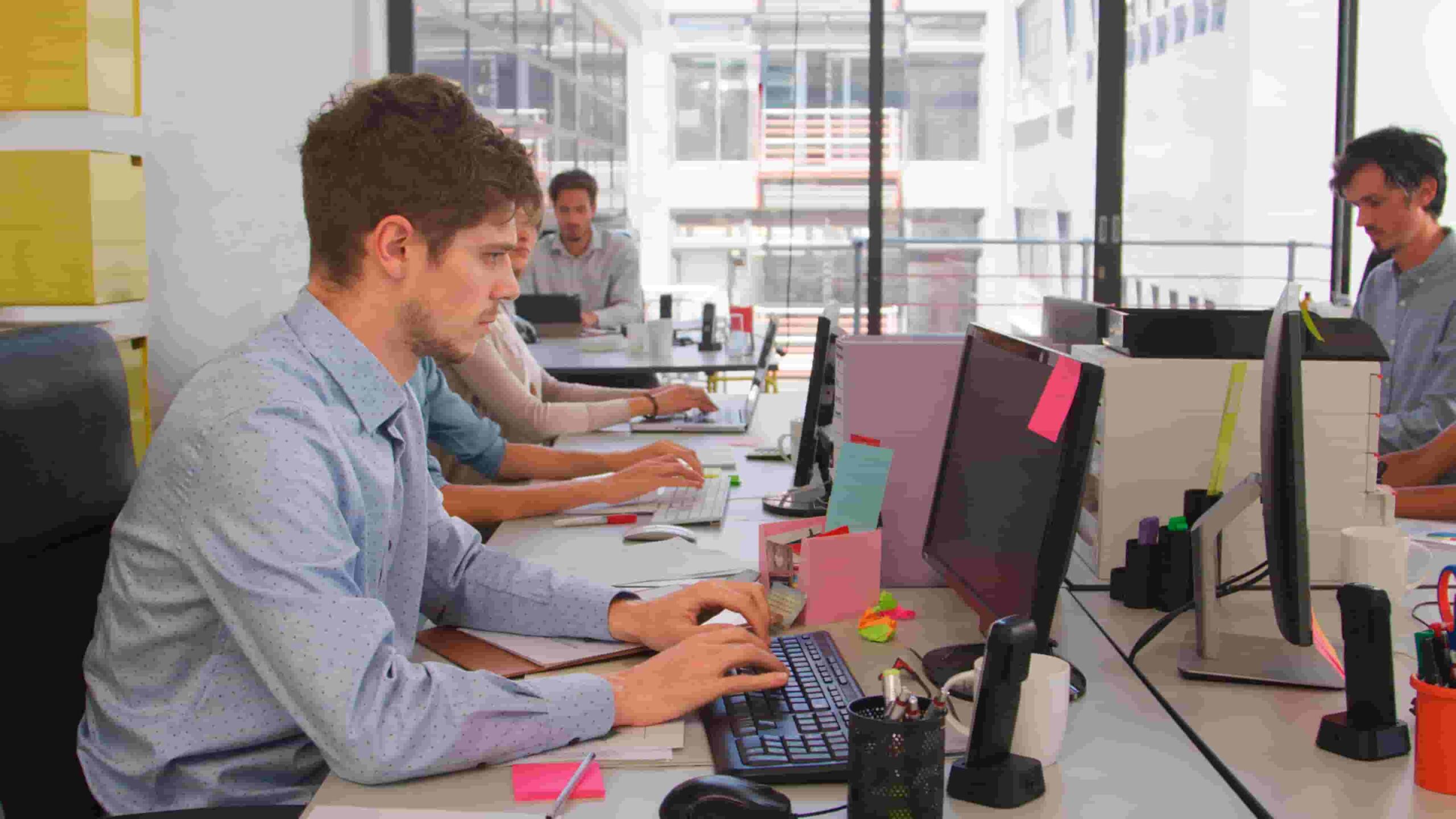 Rockstar Tech – Best Software Company in UK for Scalable Digital Solutions